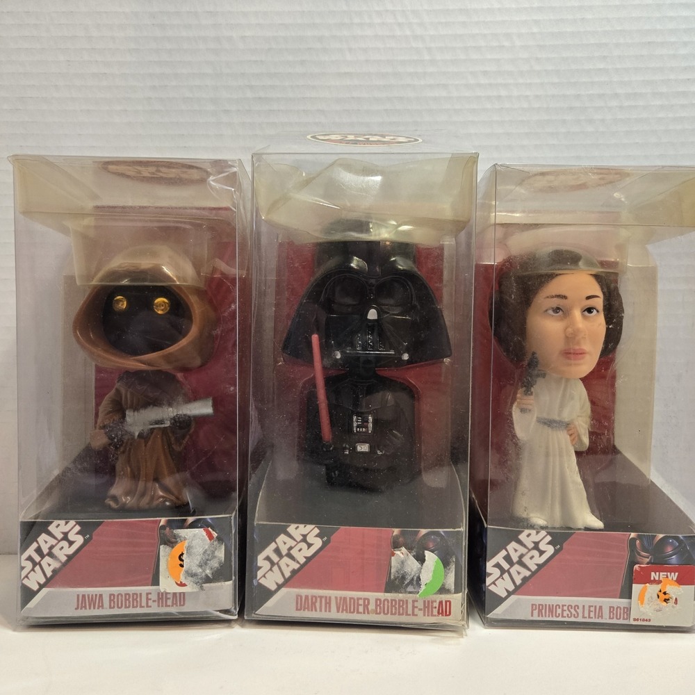 Lot of 3 Star Wars 2007 Funko Bobble Heads NIB 30th Anniversary Wacky Wobblers